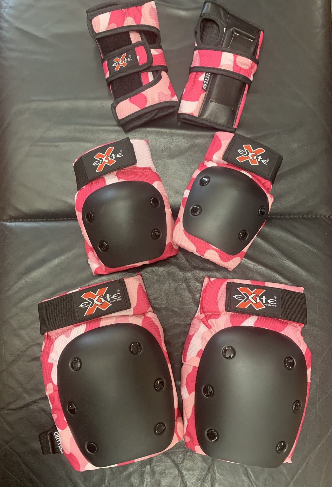 Exite Australia  Youth Pads Sets Pink Camo